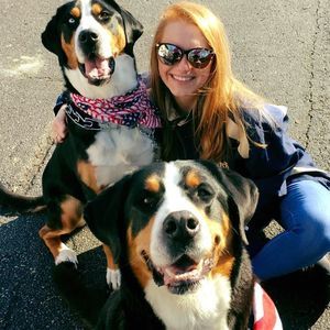 Meet your Posher, Caroline